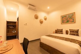 Canggu Guest House adalah pilihan sempurna untuk menginap dengan suasana yang nyaman dan akses mudah ke pantai Canggu. Nikmati pengalaman menginap yang santai dengan fasilitas modern dan layanan ramah di tengah pesona Bali.